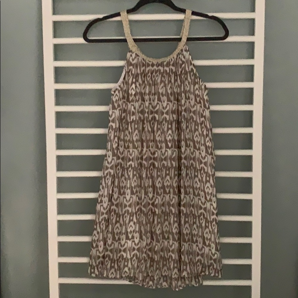 ***SOLD***Dress - Picture 2 of 3